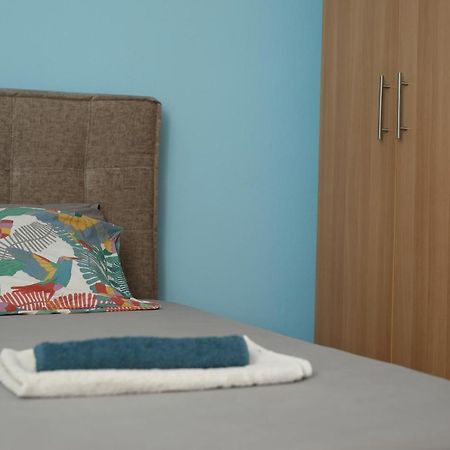 Nikea Apartment Near Piraeus Port And Metro St I Exterior foto